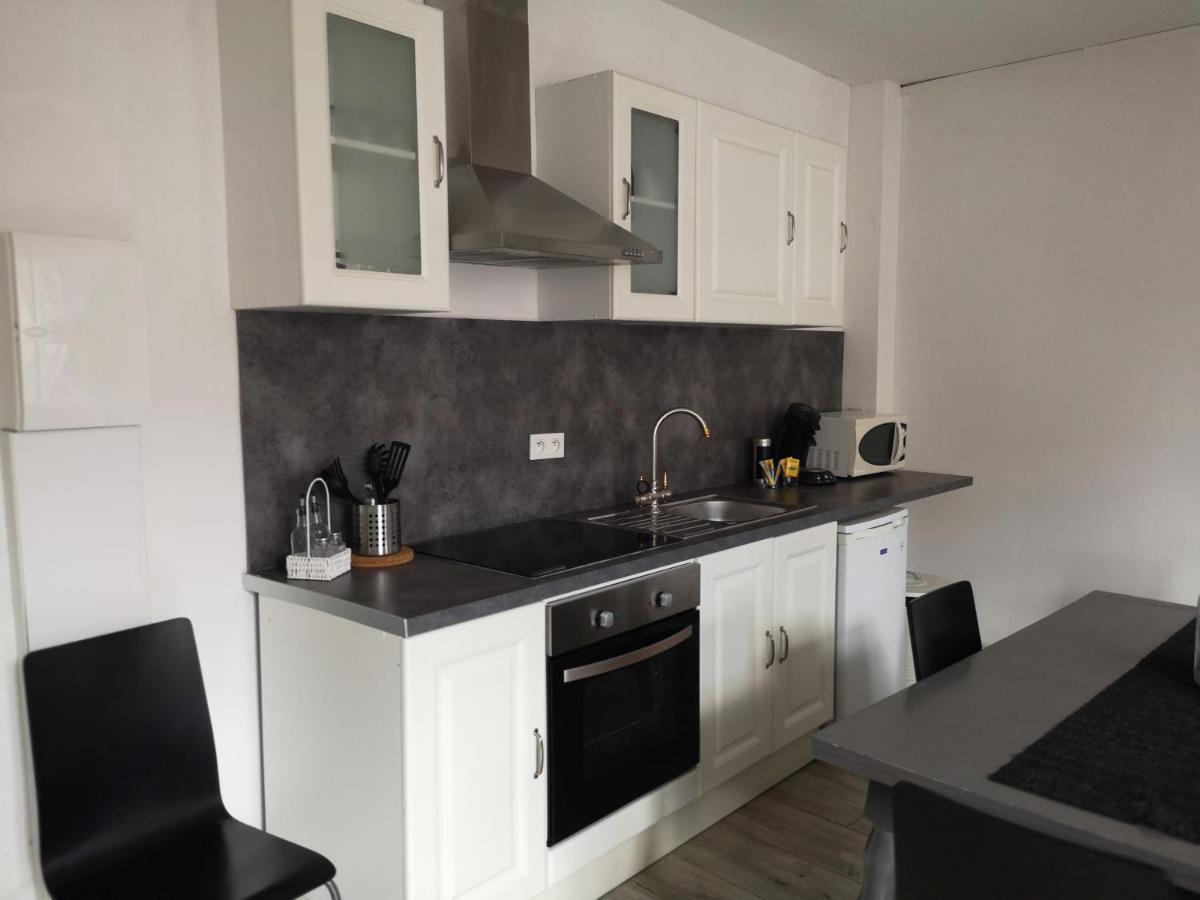 Appartement Du Get Ровел Екстериор снимка